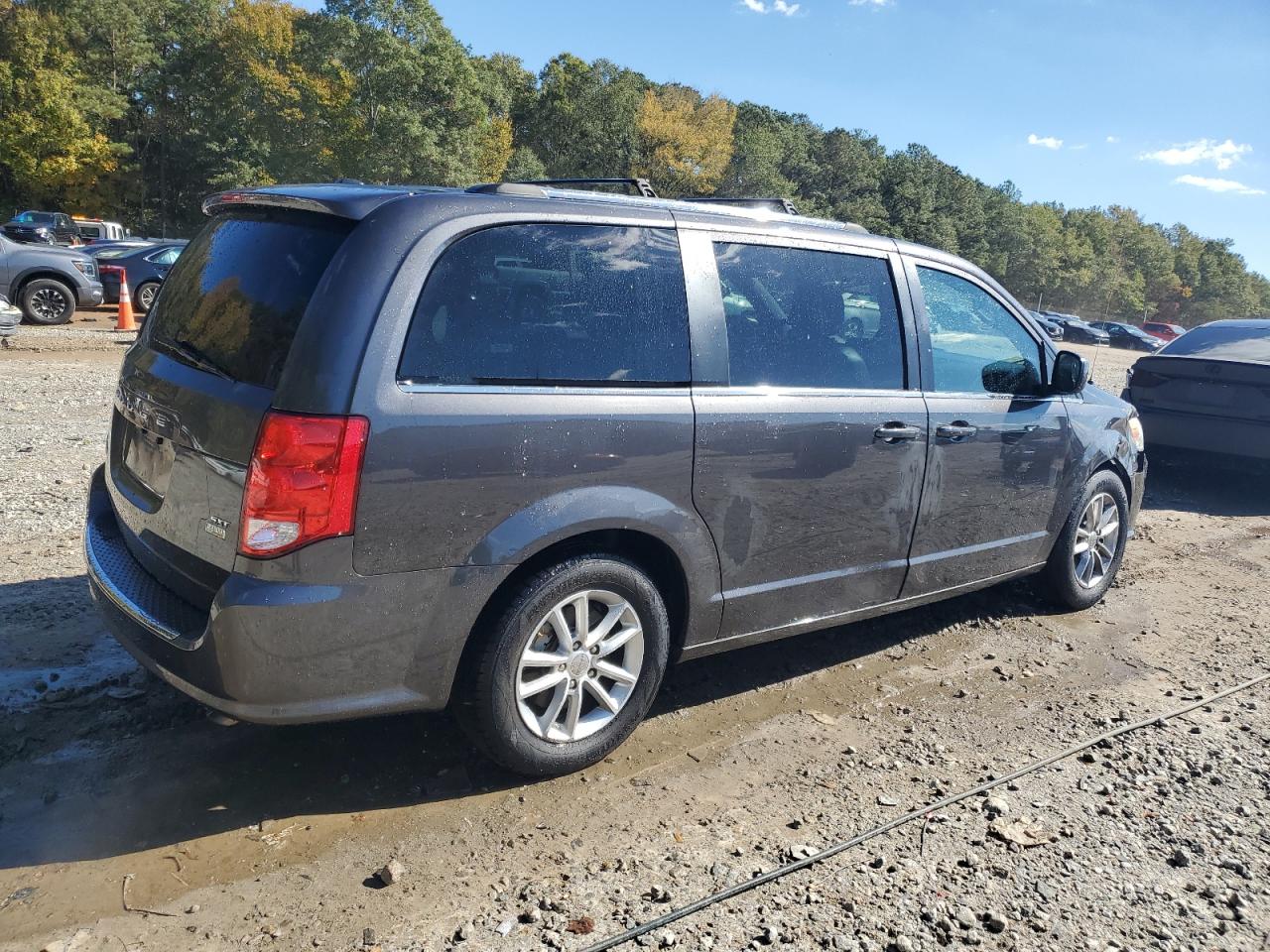 DODGE GRAND CARAVAN SXT