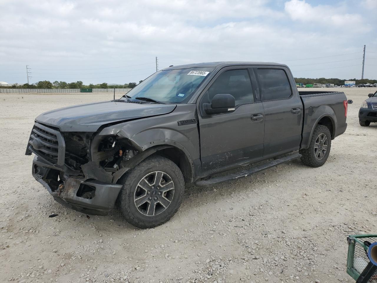 FORD F-150 SUPERCREW