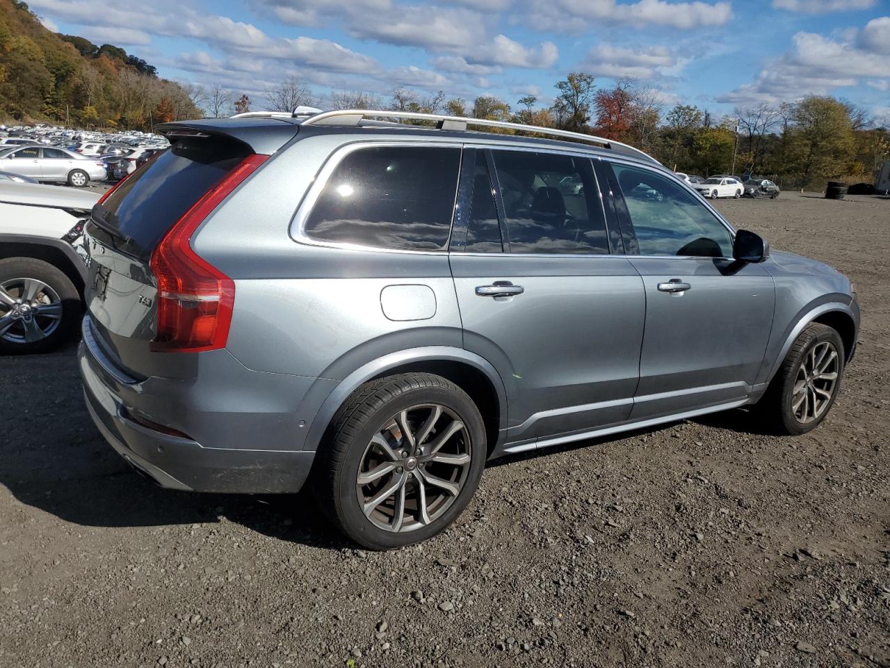 VOLVO XC90 T6 MOMENTUM