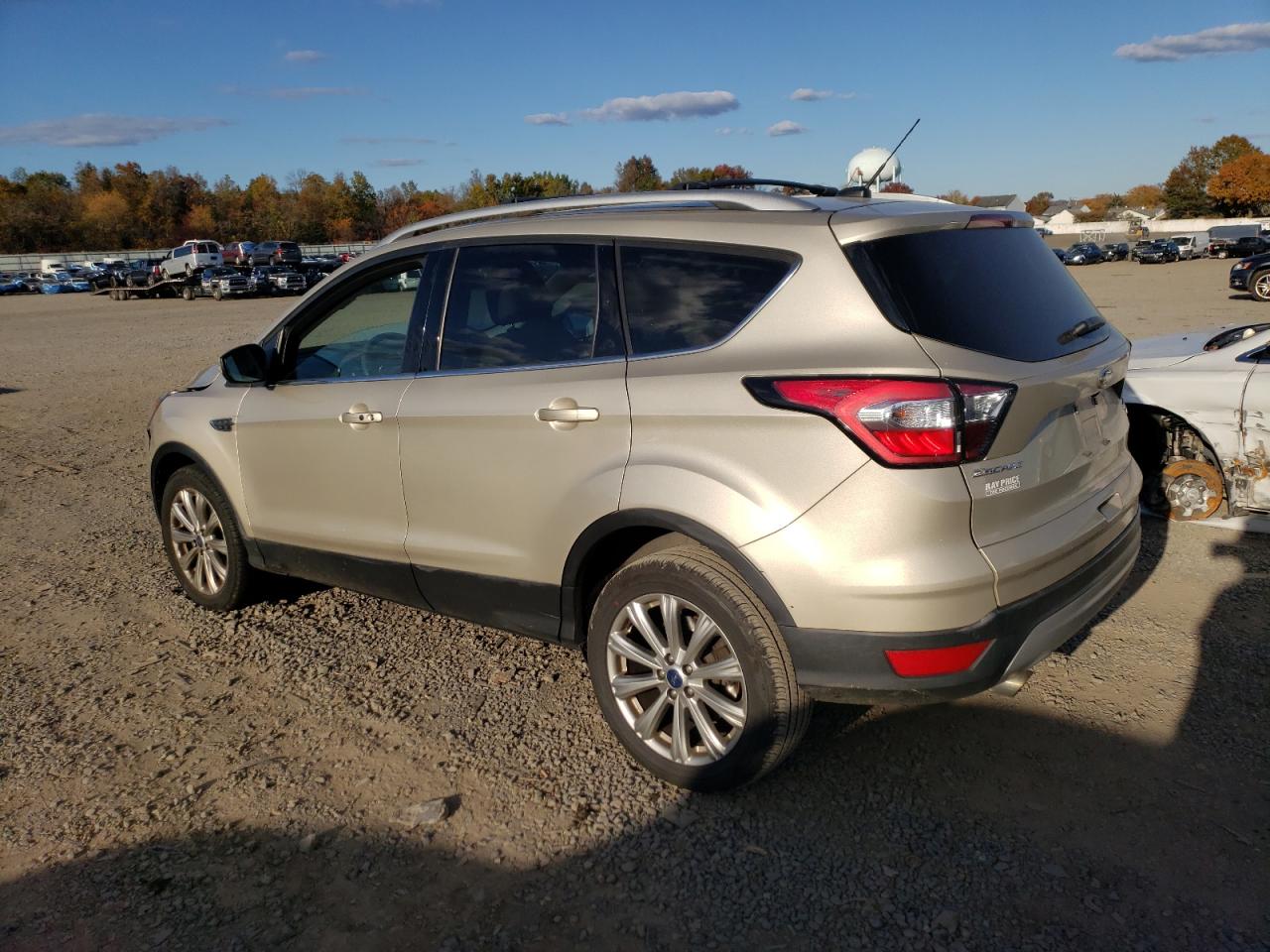 FORD ESCAPE TITANIUM