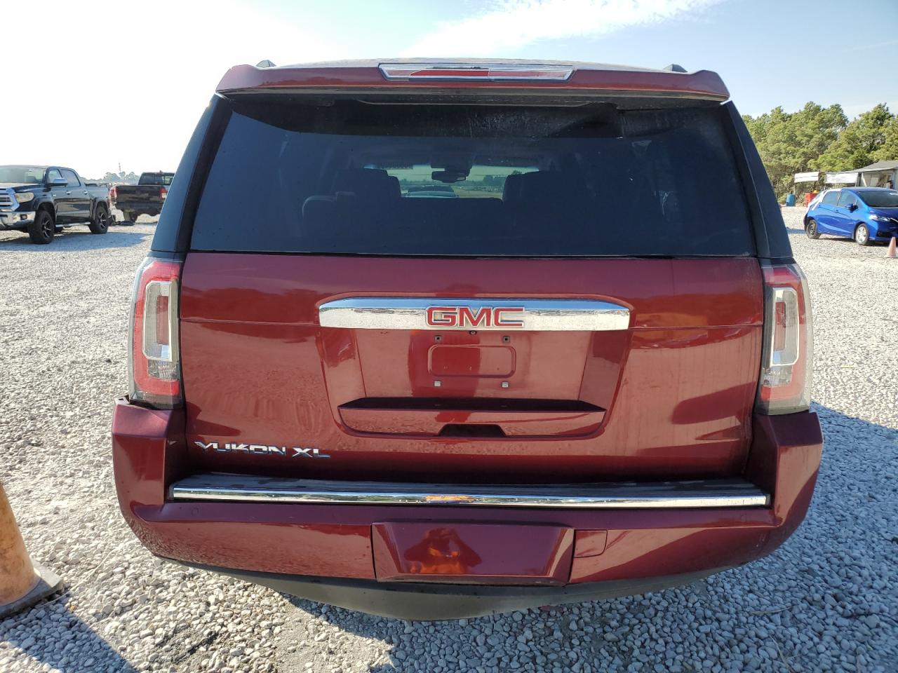 GMC YUKON DENALI