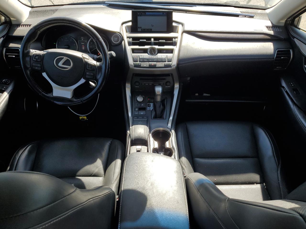LEXUS NX 200T BASE