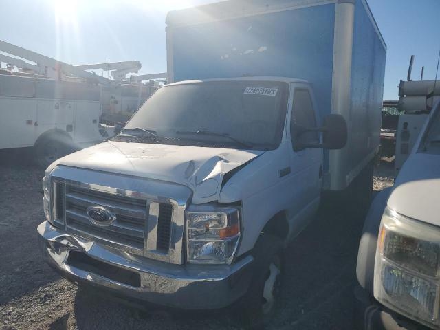 FORD ECONOLINE E450 SUPER DUTY CUTAWAY VAN
