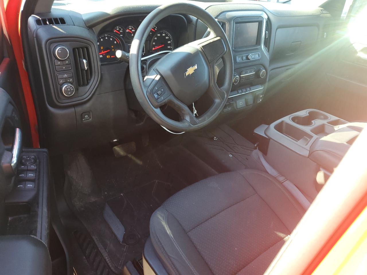 CHEVROLET SILVERADO K2500 CUSTOM