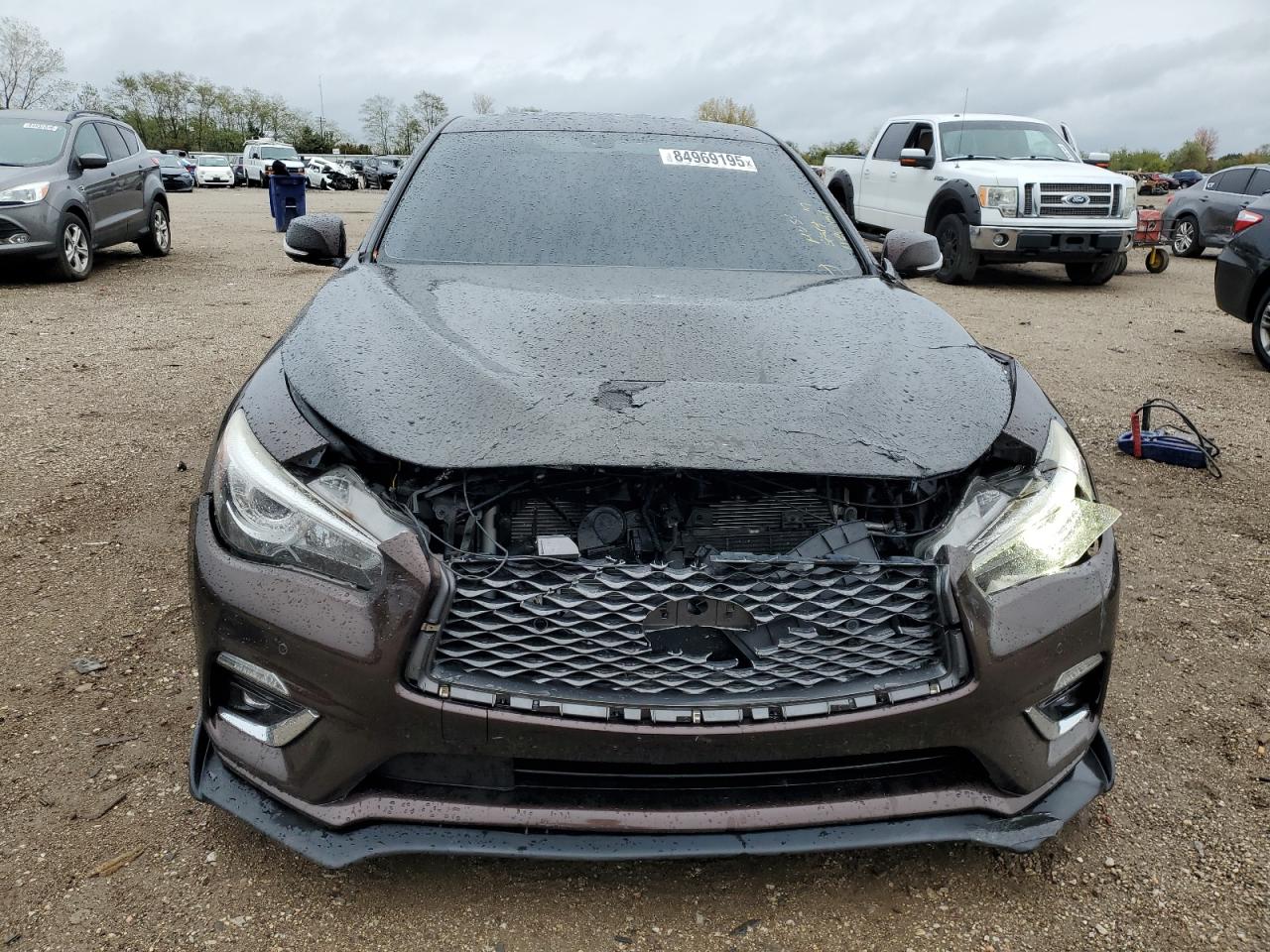 INFINITI Q50 LUXE