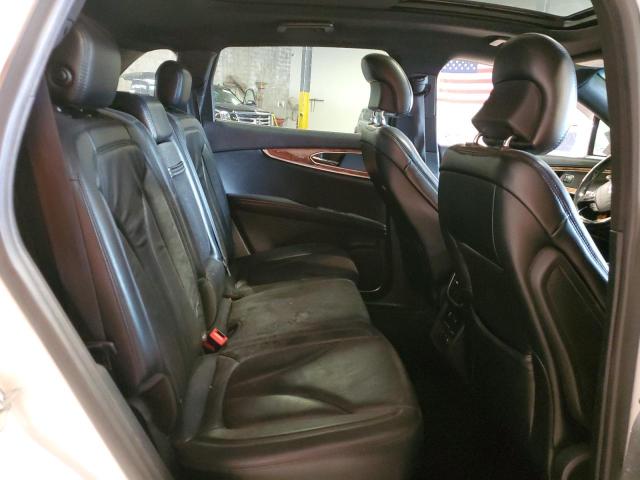 2017 LINCOLN MKX RESERV 2LMPJ8LR5HBL32577