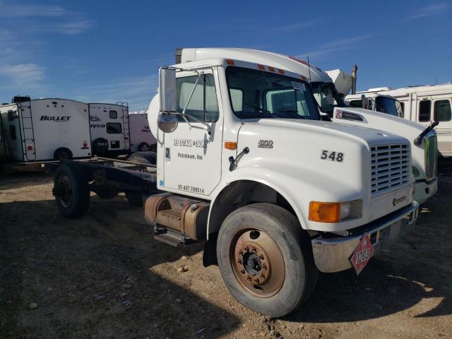 Global Auto Auctions: 2000 INTERNATIONAL 4900
