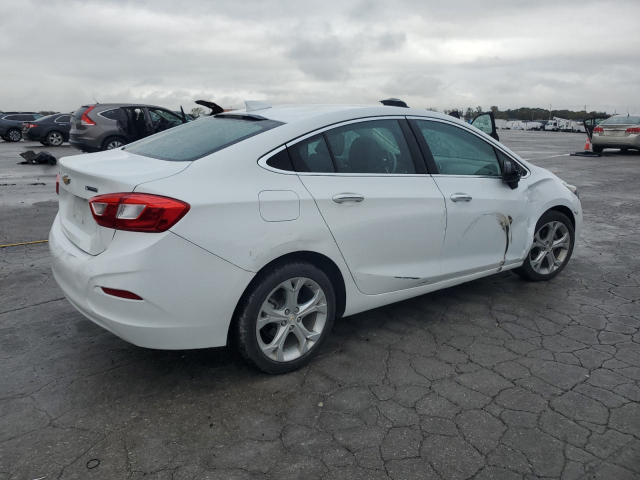 CHEVROLET CRUZE PREMIER