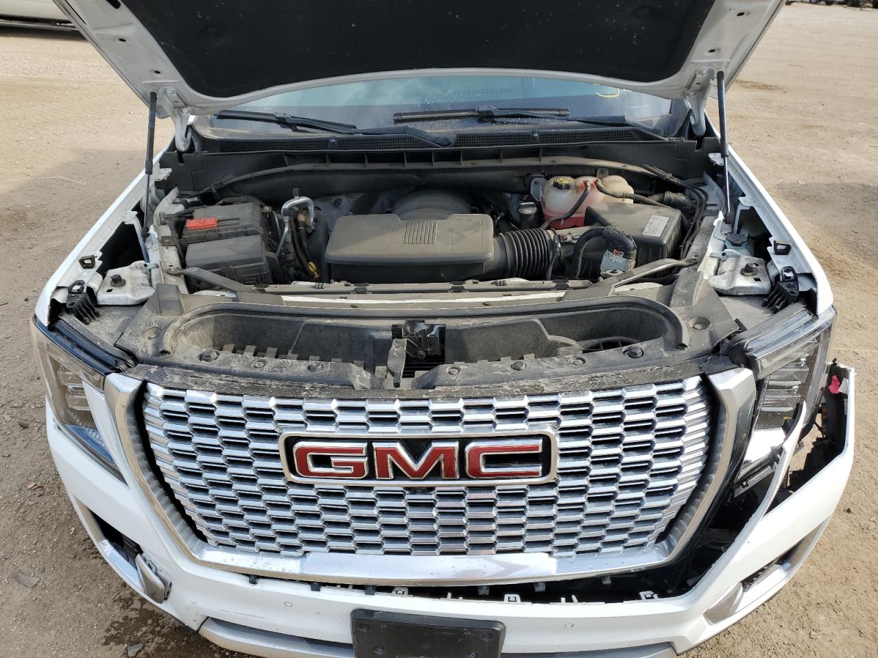 GMC YUKON DENALI