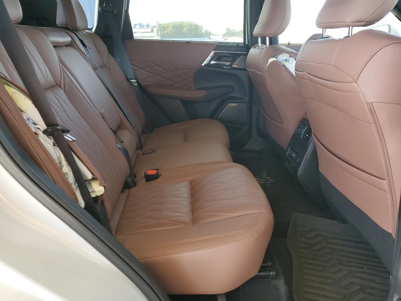 MITSUBISHI OUTLANDER SEL