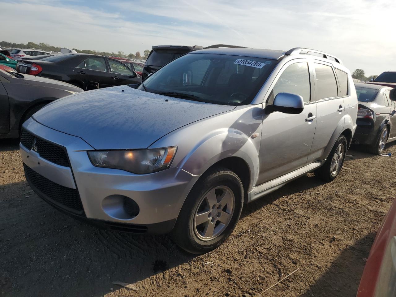 MITSUBISHI OUTLANDER ES