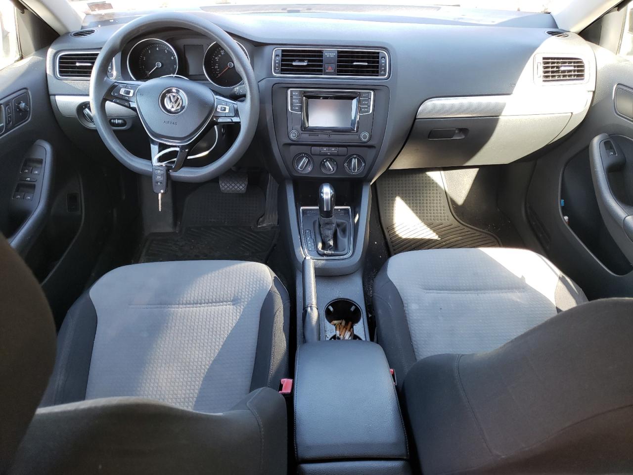 Lot #3266809936 2017 VOLKSWAGEN JETTA S