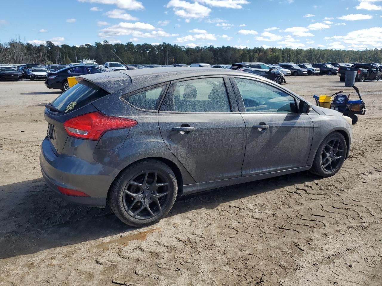 FORD FOCUS SE