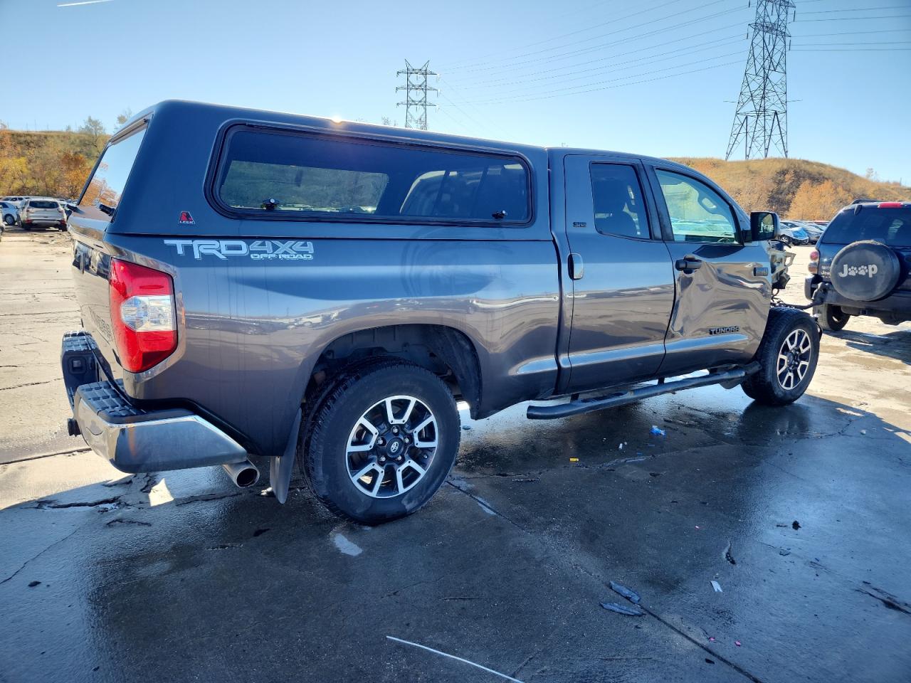 TOYOTA TUNDRA DOUBLE CAB SR