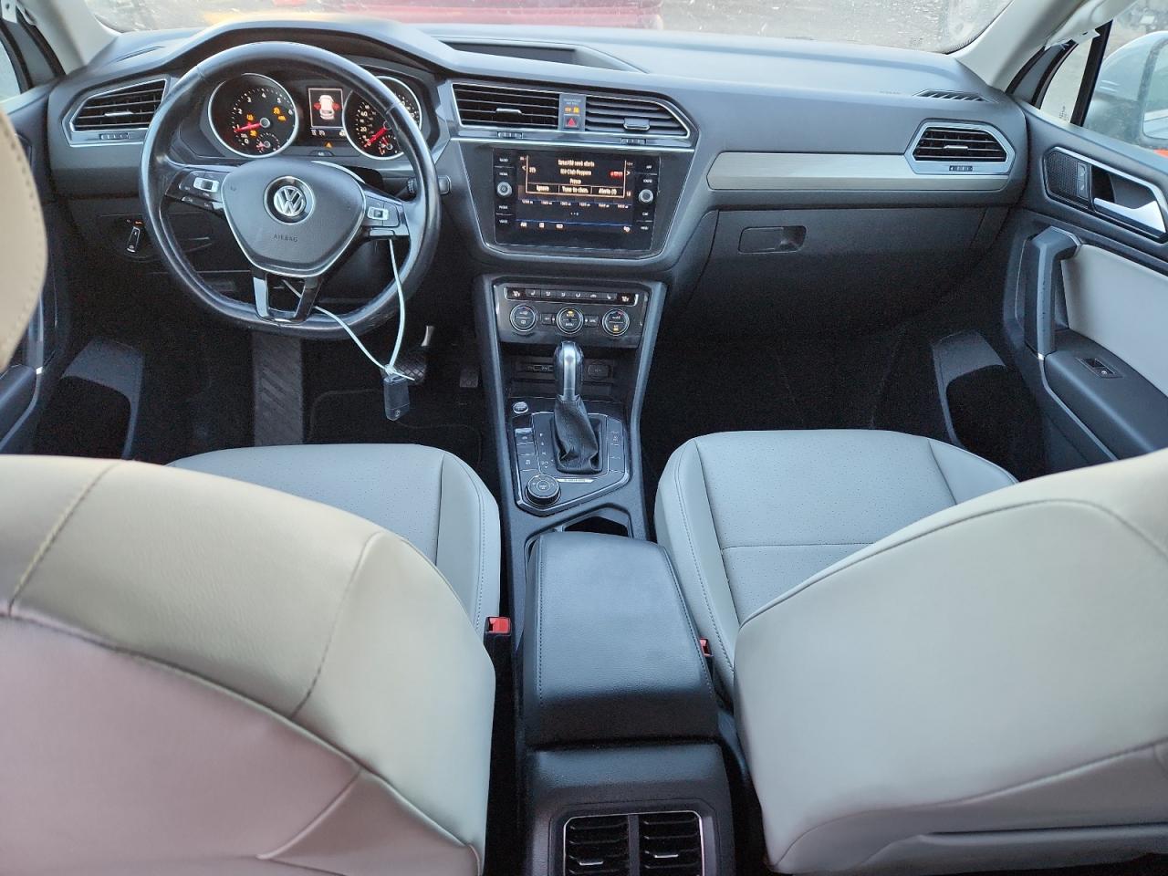 VOLKSWAGEN TIGUAN SE