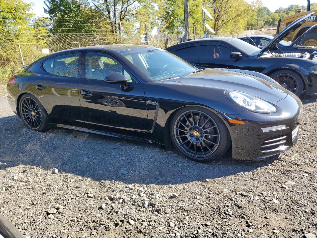 PORSCHE PANAMERA 2