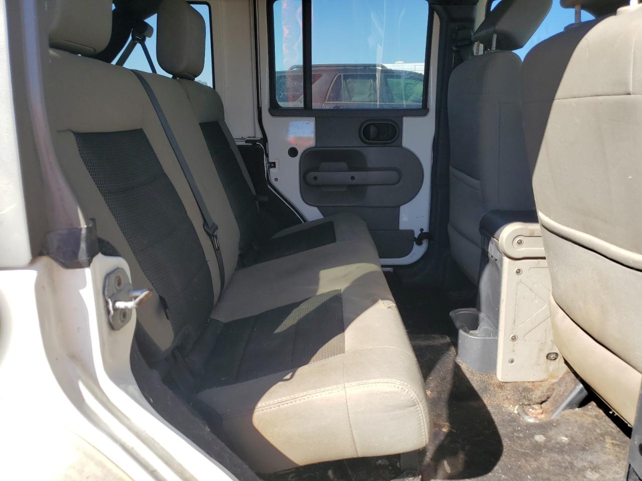 JEEP WRANGLER SAHARA