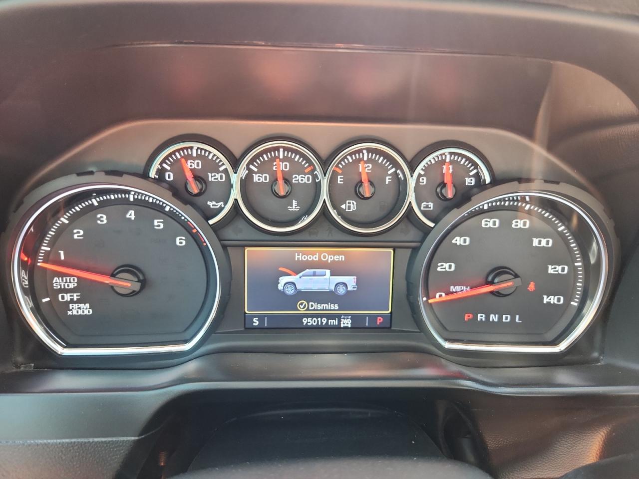 CHEVROLET SILVERADO K1500 RST