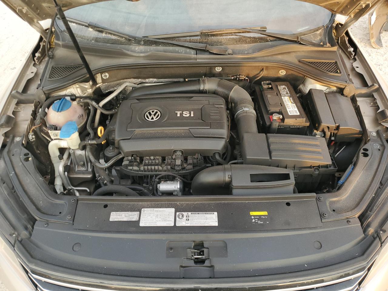 VOLKSWAGEN PASSAT SEL