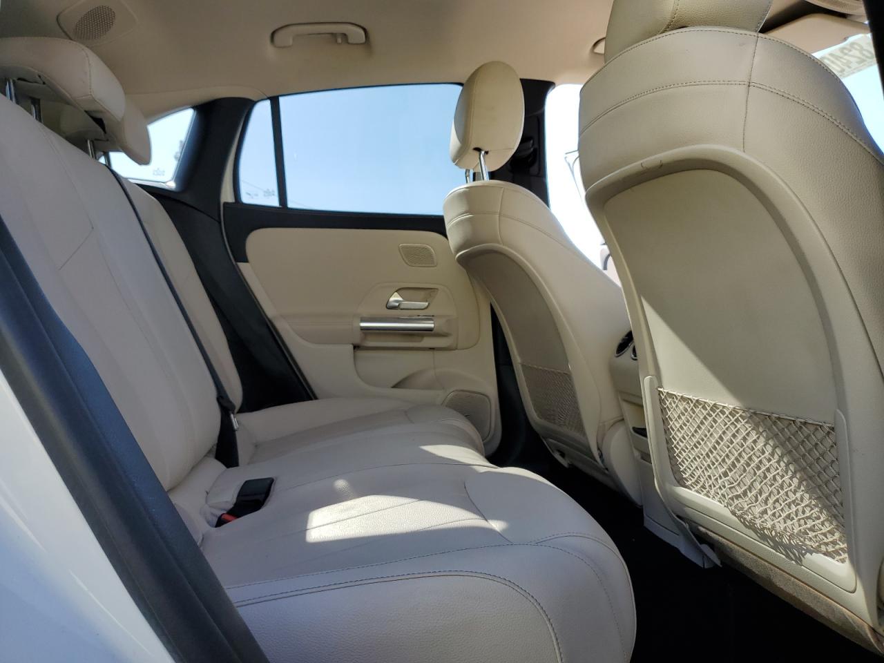 MERCEDES-BENZ GLA-CLASS 250