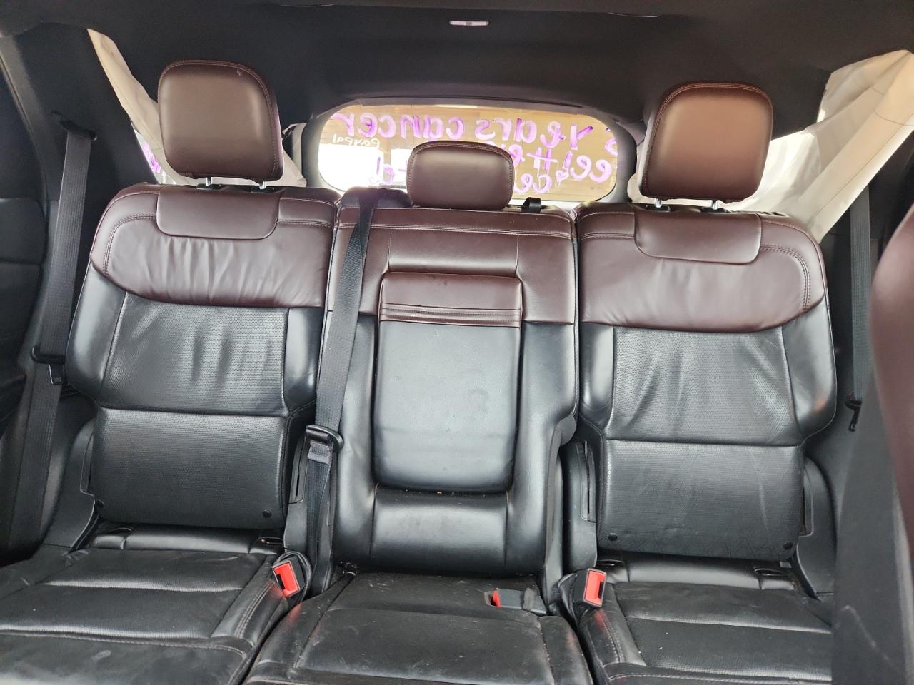 FORD EXPLORER PLATINUM