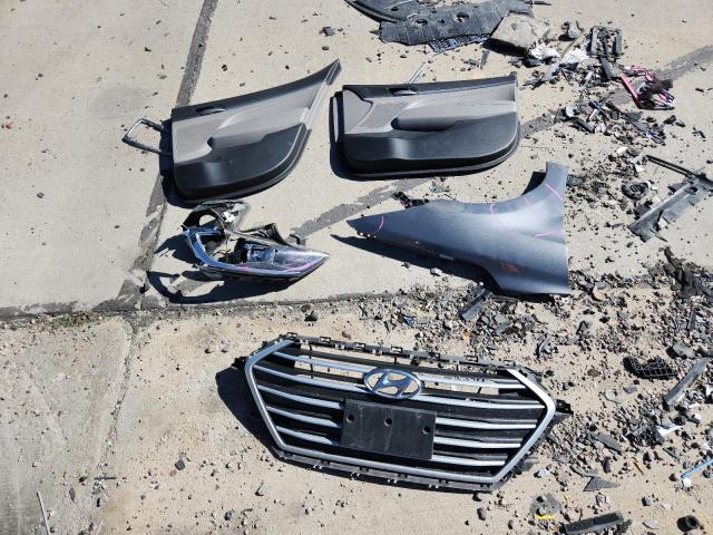 2018 HYUNDAI ELANTRA SE - KMHD74LF8JU469928