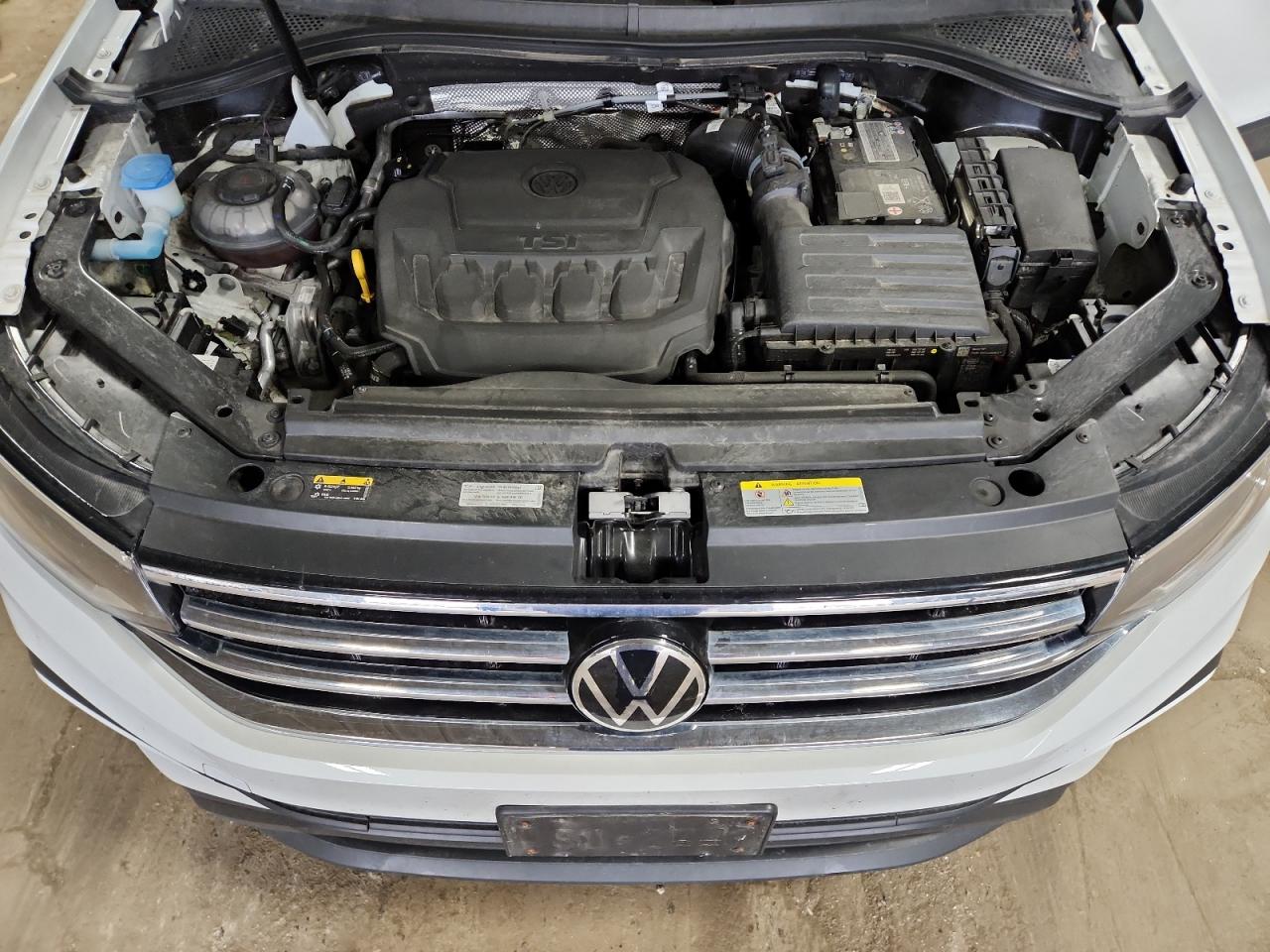 VOLKSWAGEN TIGUAN SE