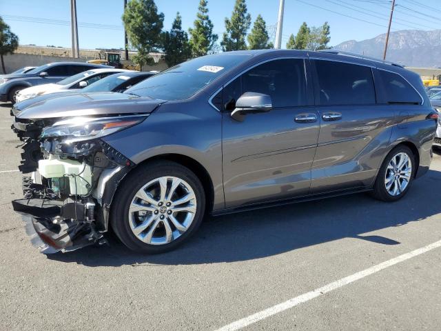 TOYOTA SIENNA LIMITED