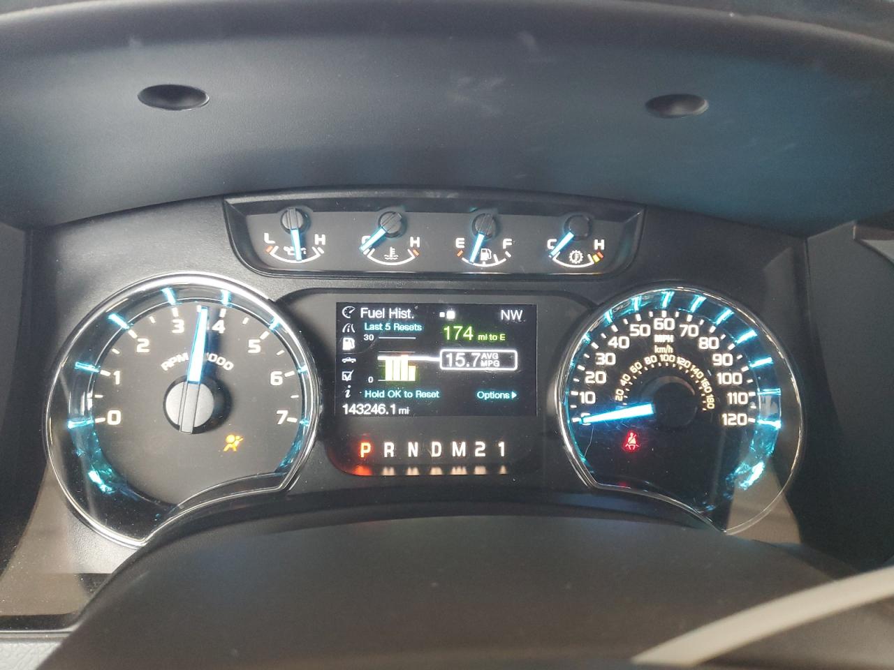 FORD F-150 SUPER CAB