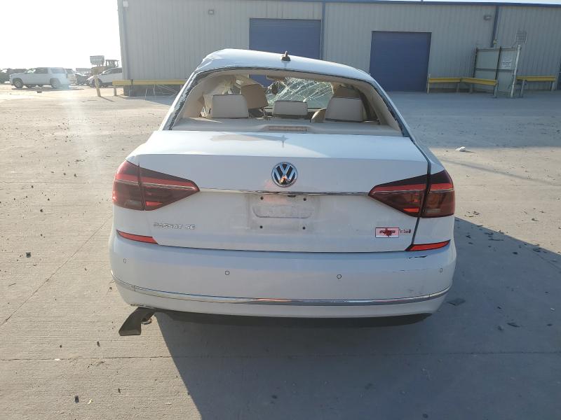 2017 VOLKSWAGEN PASSAT SE 1VWGT7A38HC003310