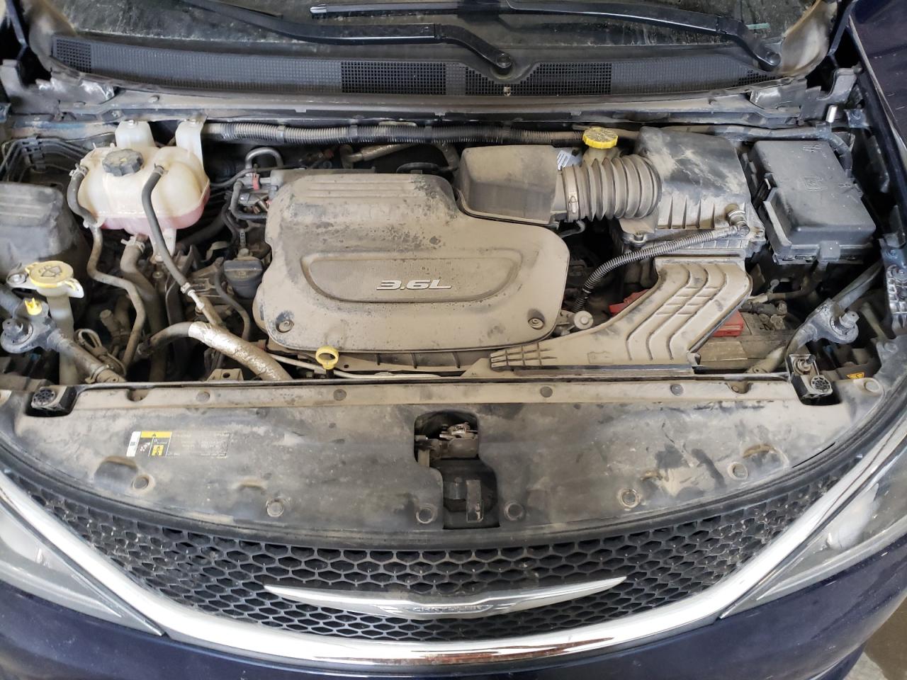 Lot #3311642237 2018 CHRYSLER PACIFICA T