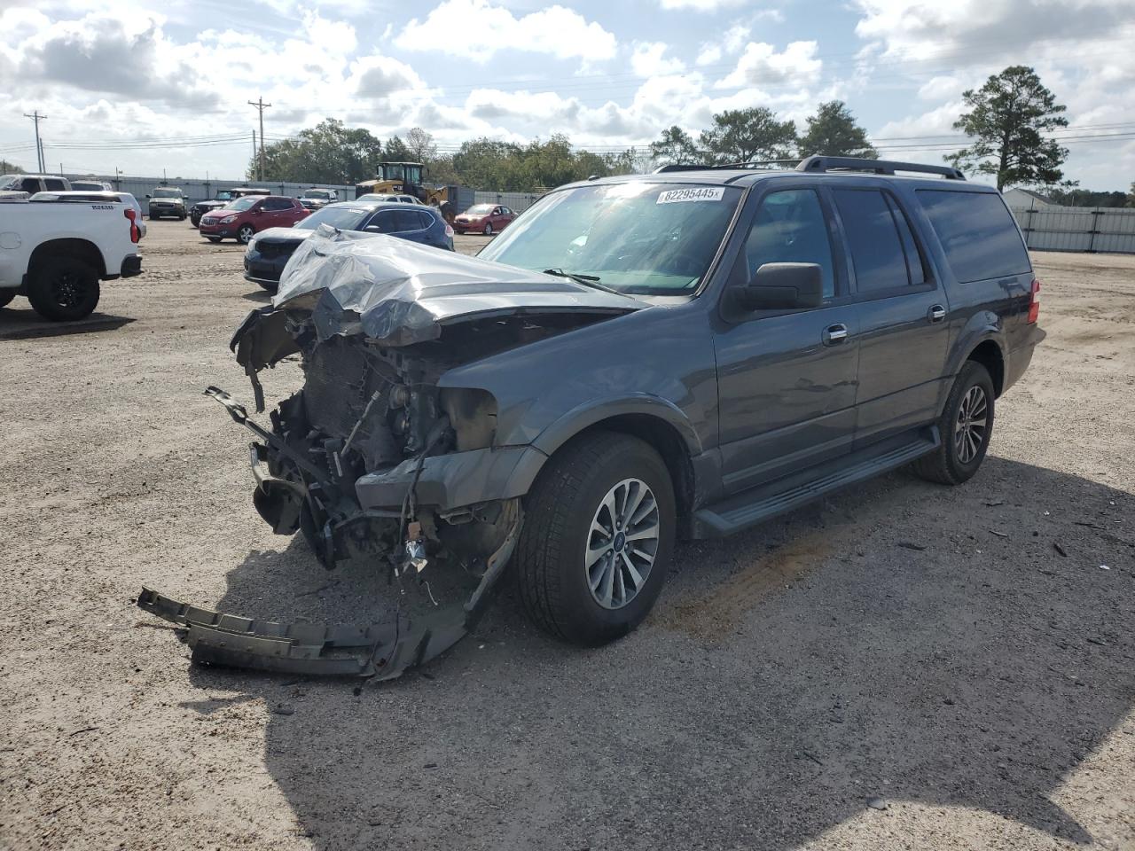 FORD EXPEDITION EL XLT