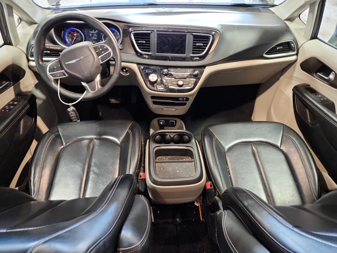 CHRYSLER VOYAGER LXI