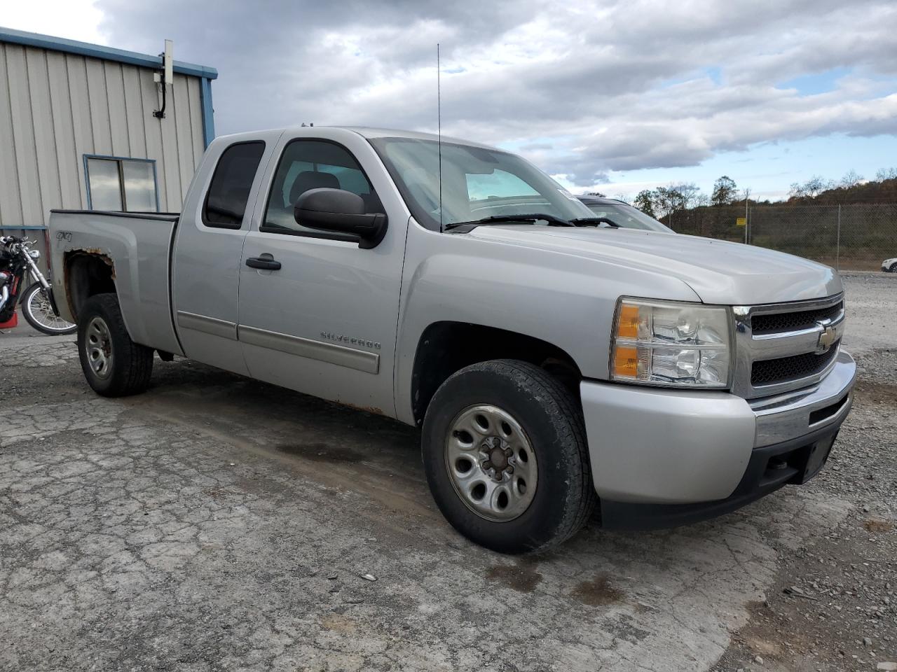 CHEVROLET SILVERADO K1500 LT