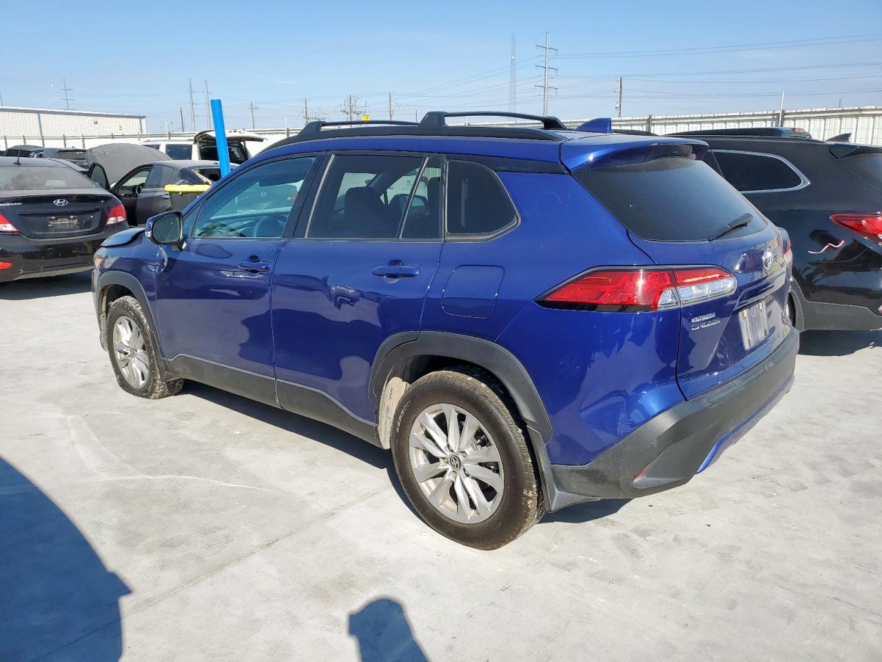 TOYOTA COROLLA CROSS LE