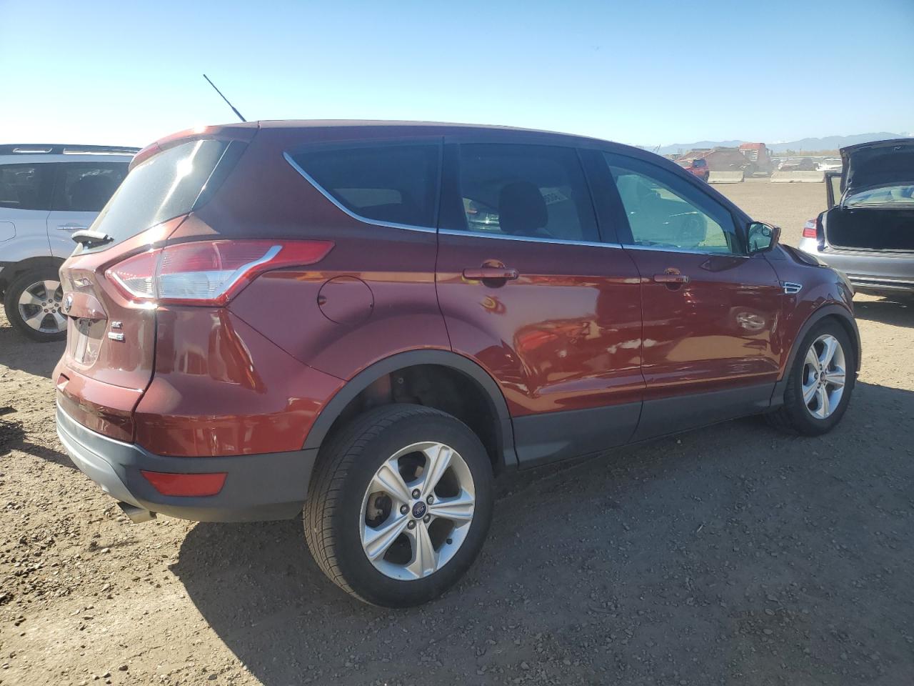 FORD ESCAPE SE