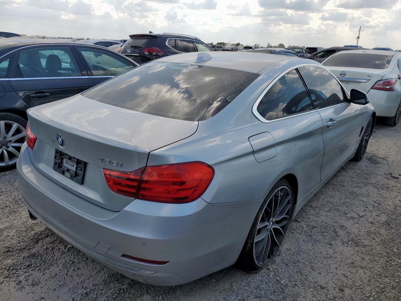 BMW 4 SERIES I