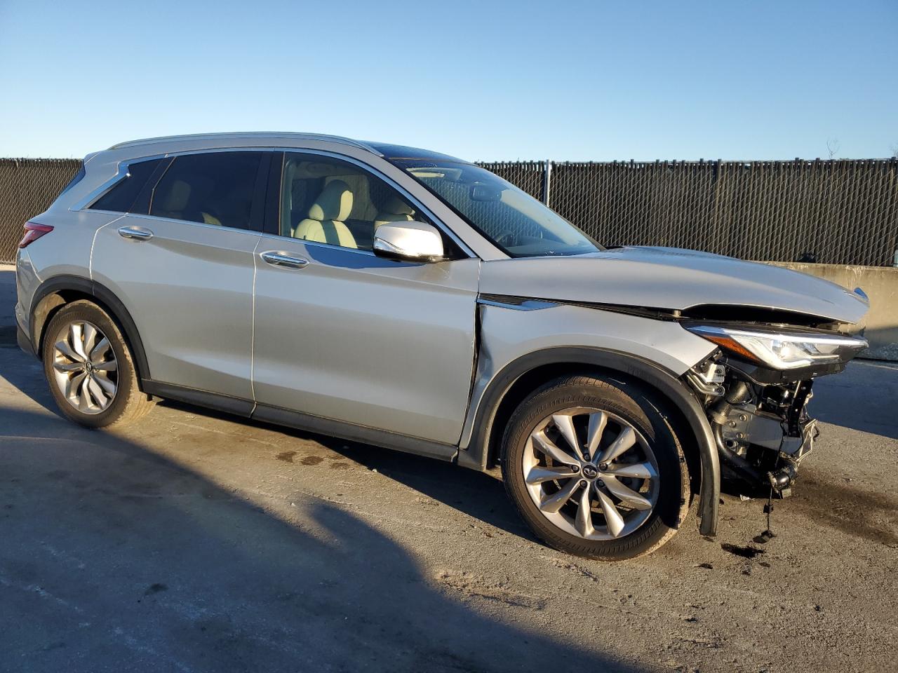 INFINITI QX50 ESSENTIAL