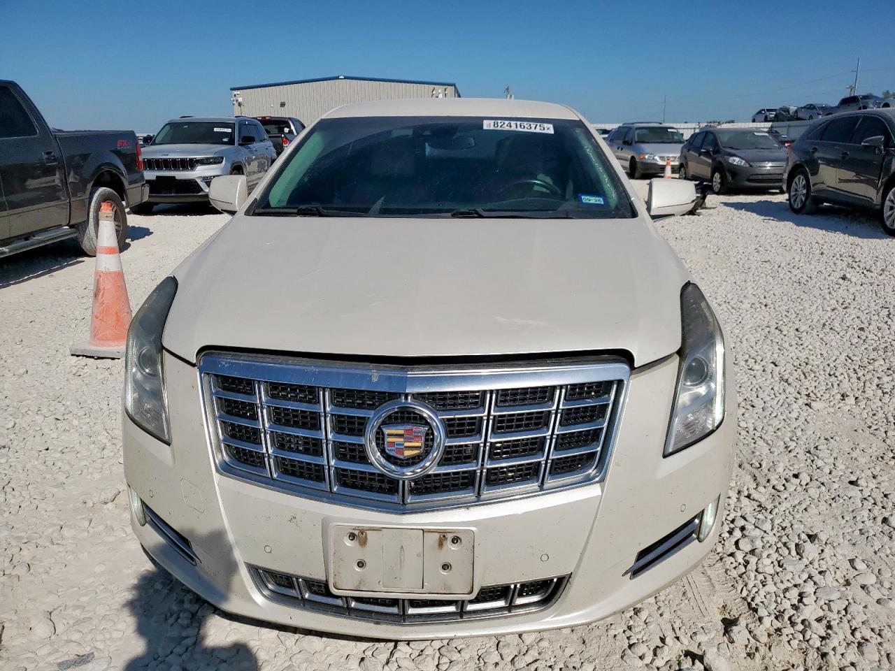 CADILLAC XTS LUXURY COLLECTION