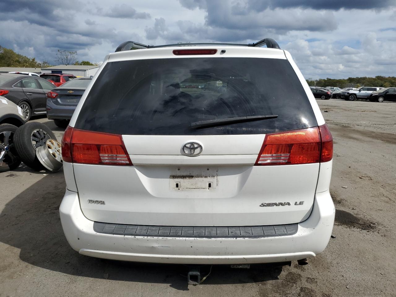 Lot #3280286992 2004 TOYOTA SIENNA CE