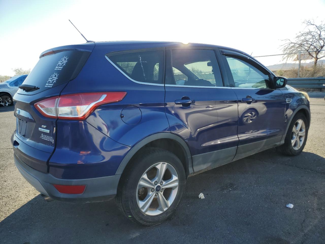 FORD ESCAPE SE
