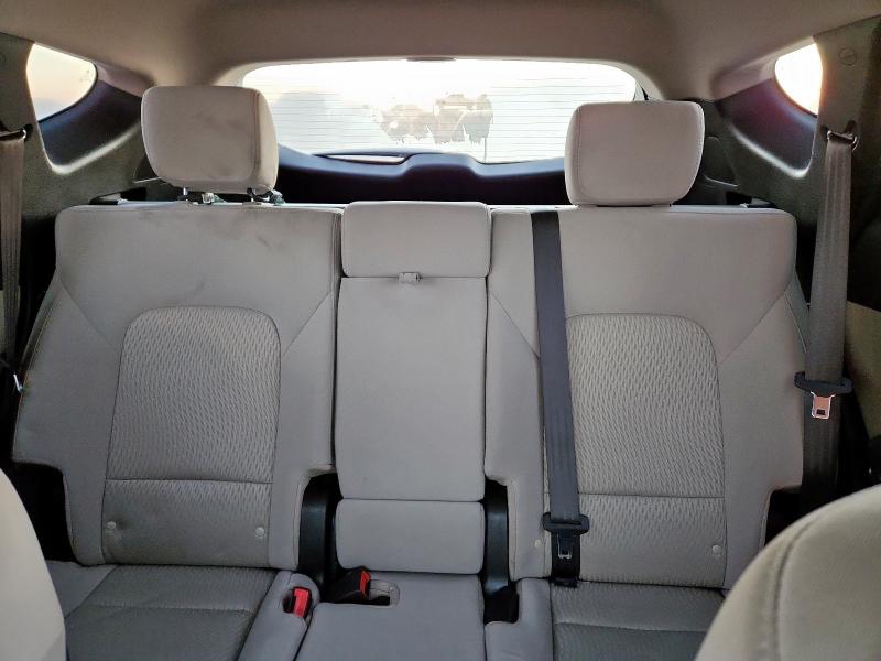 2018 HYUNDAI SANTA FE S 5XYZT3LB5JG528741