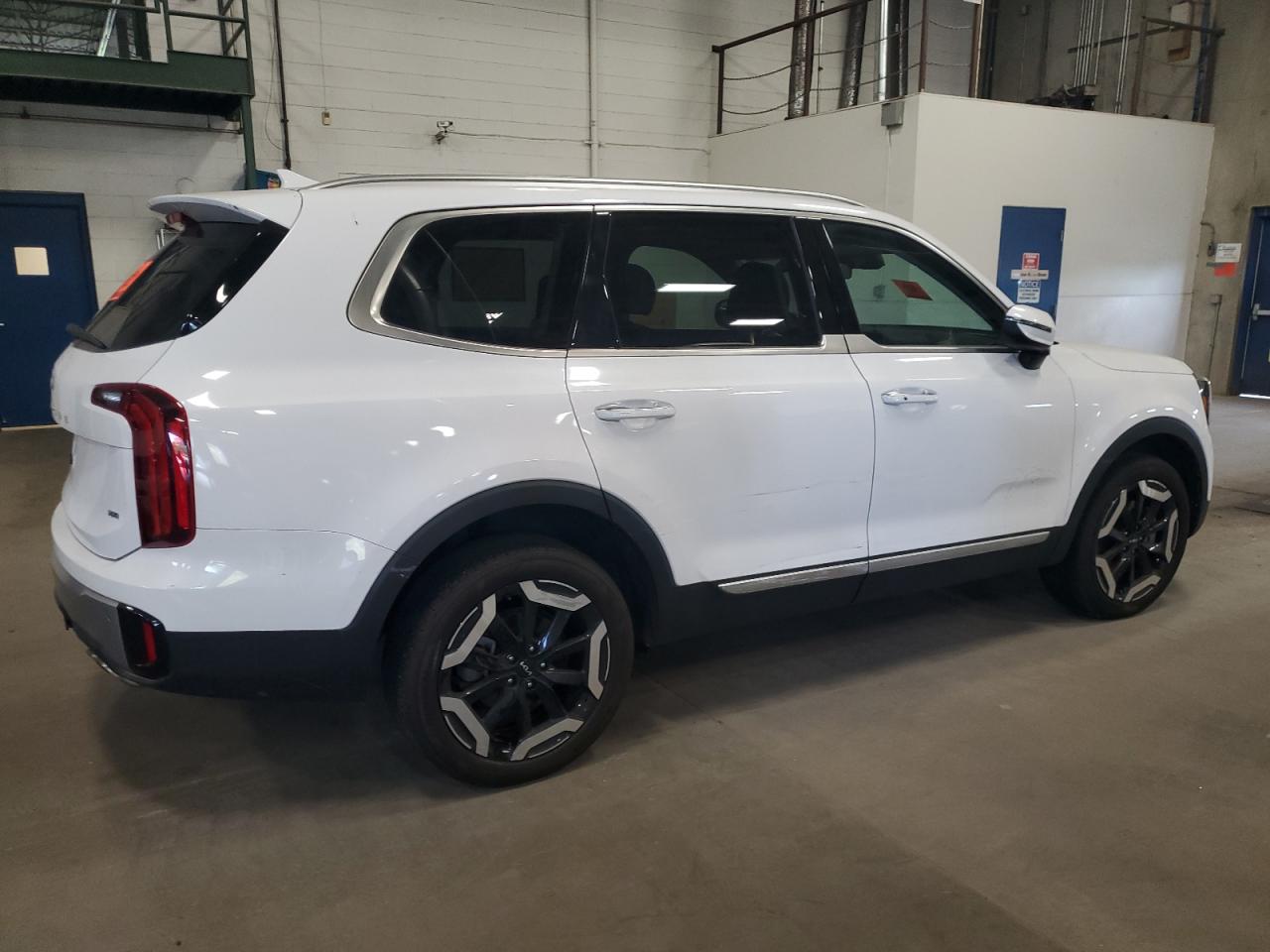 KIA TELLURIDE S