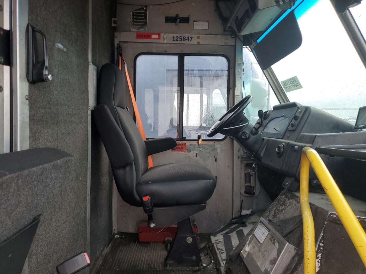 Lot #3268224077 2001 FORD ECONOLINE