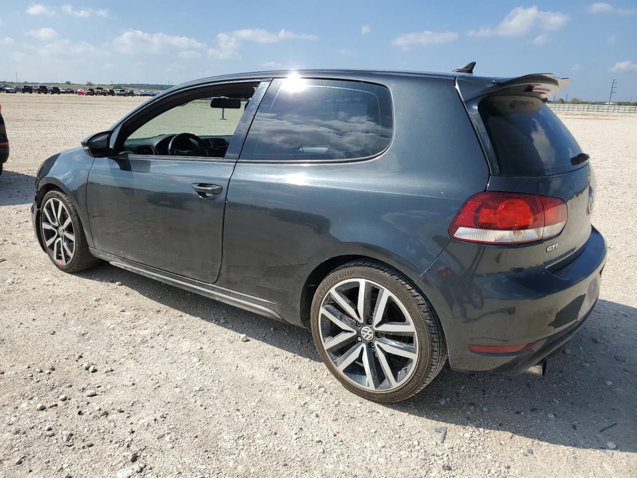 VOLKSWAGEN GOLF GTI