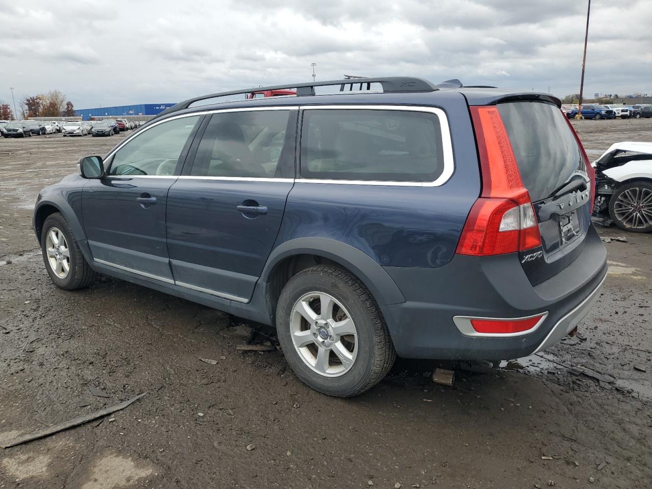 VOLVO XC70 3.2