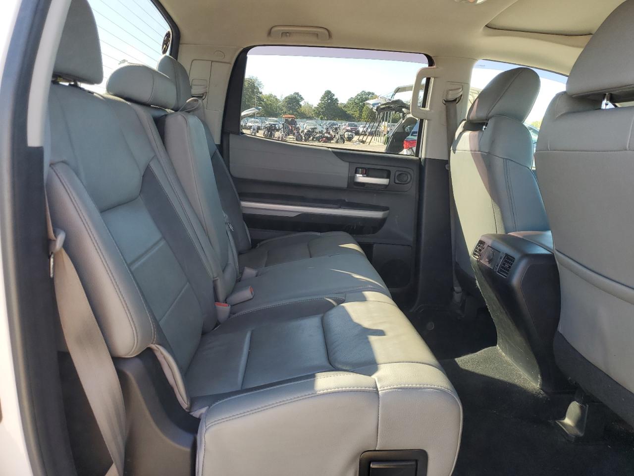 TOYOTA TUNDRA CREWMAX LIMITED