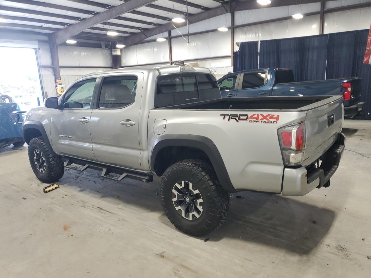 TOYOTA TACOMA DOUBLE CAB