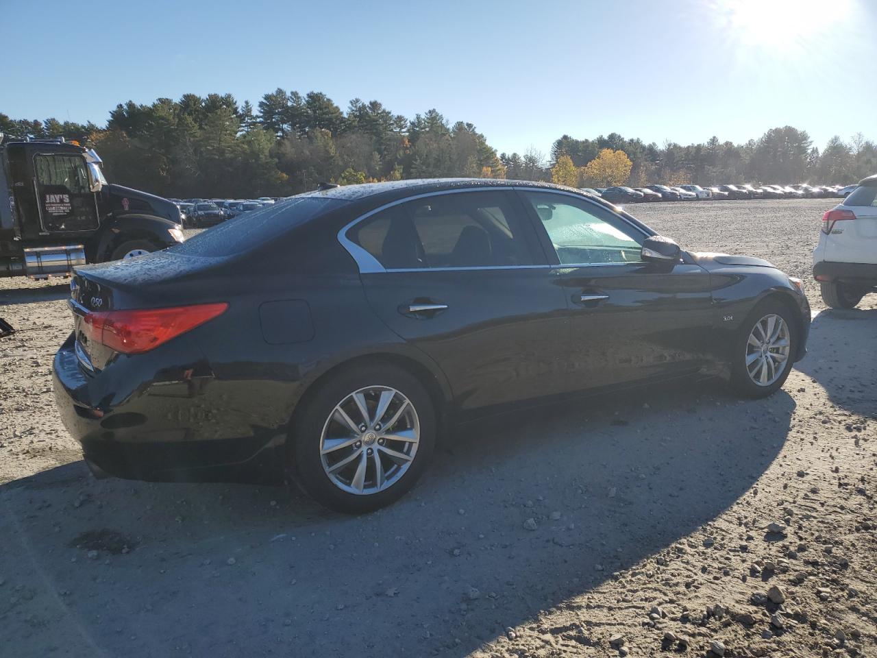 INFINITI Q50 PREMIUM