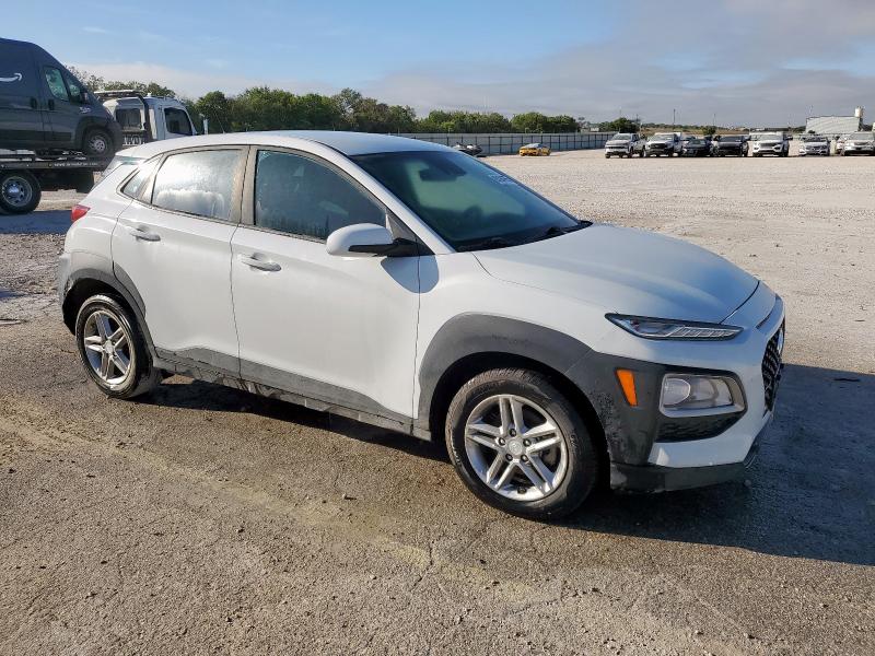2019 HYUNDAI KONA SE KM8K12AA0KU231769